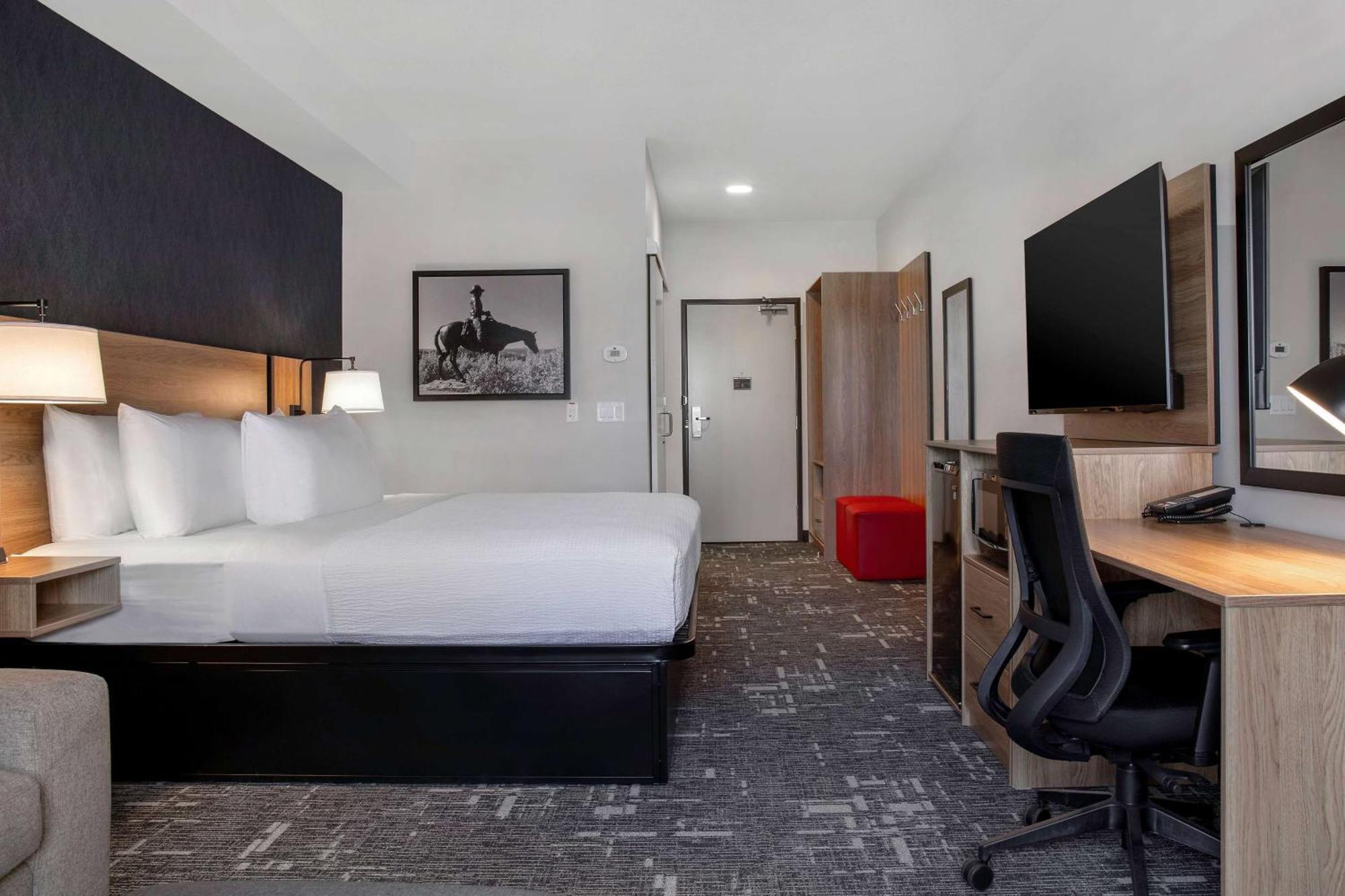 Ramada By Wyndham Cochrane Hotel Luaran gambar
